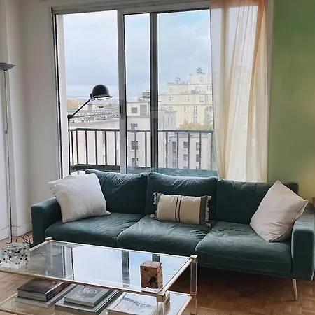 Appartamento Vaste Appt Baigne De Lumiere Parigi